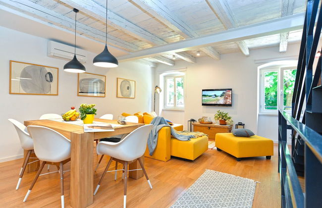 House 1650 - Photo 36