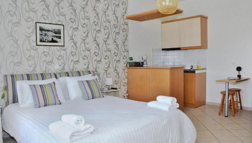 Kastro Hotel - Foto 1