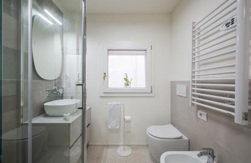 Loft Il Moro 2 Maranello Sassuolo Free Netflix & wi-fi - Foto 5