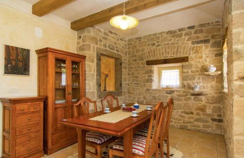 Awesome Home In Labin With Sauna - Photo 29