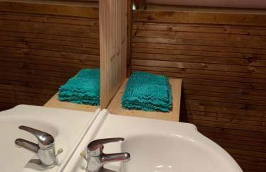 Trappeur du Camping la Saline d'Arc et Senans - Foto 3