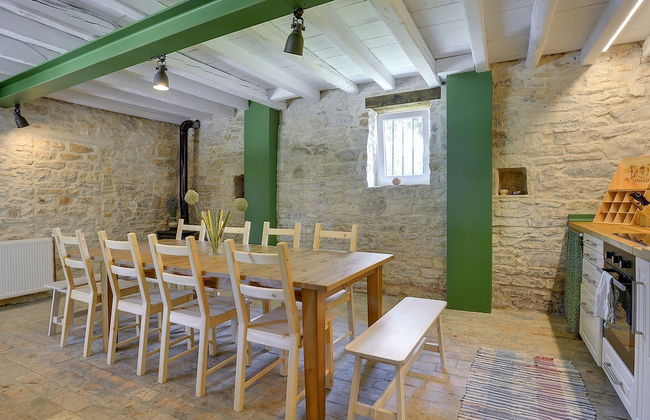 Spacious Holiday Home in Svetvincenat With Pool - Foto 26