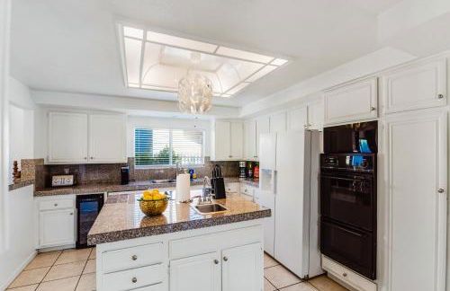 Desert Pool House: Sun, Swim, Sip & Stay - Foto 16