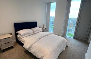 Lux Deansgate multi story apartment - Photo 11