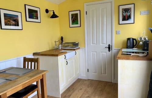 Shepherds Hut With Hot Tub, North Wales, Anglesey - Foto 11