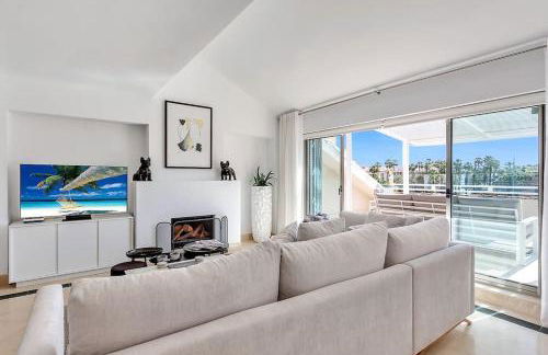 YOLO Spaces – Sotogrande Ocean View Penthouse - Foto 94