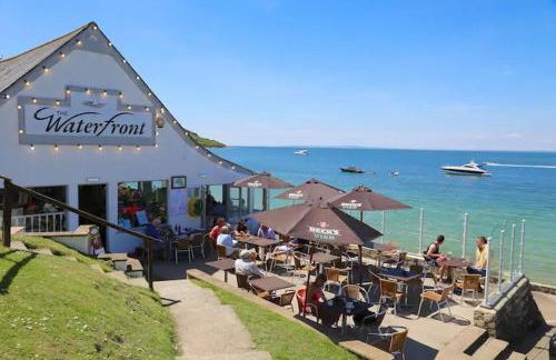 Bay - Brambles Chine, Colwell Bay - 5 star WiFi - Short walk to The Hut and beach - 1 night stays available - Ferry offers - Photo 30