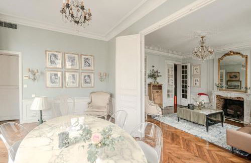 AC 3bds Apt with arc de triomphe view & terrace - Foto 12