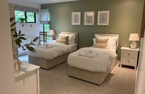 Verdant Rise - Contemporary Country Retreat - Foto 53