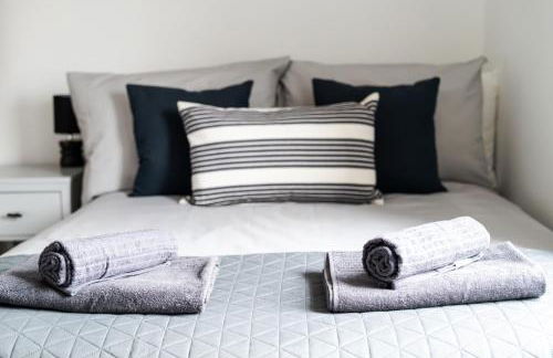 3 Bedroom House-Free Parking-by Holiday Homes - Foto 37