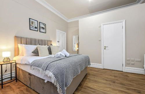 Cozy Sunlit Studio with Kitchenette - Foto 10