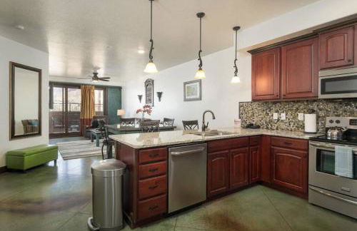 Luxury Downtown Rental (Hot Tub/Pet Friendly) - La Dolce Vita Villas #11 - Foto 7