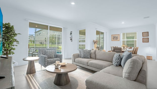 Upstay - NEW Build at Championsgate With Pool Spa - Foto 3, Habitación