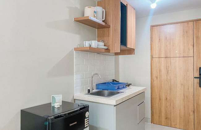 Modern Look Studio Apartment at LRT City Jatibening - Photo 8