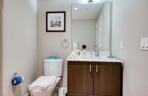 Luxury Apt with Balcony In Seaport - Foto 32