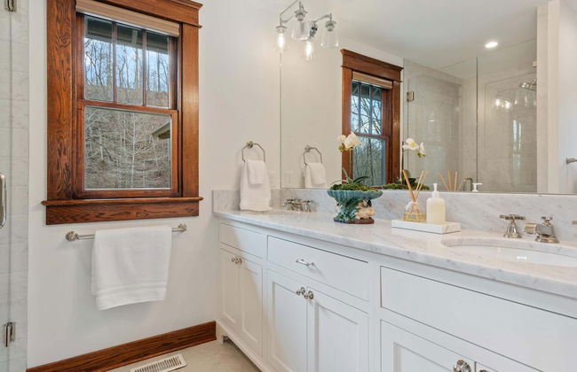 Leipers Retreat Secluded 3 BDR Craftsman Home - Photo 16