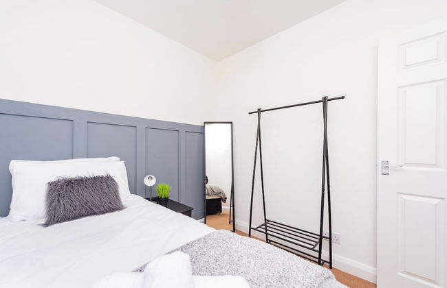 Premium 4 Bed Detached in Heswall - Photo 11