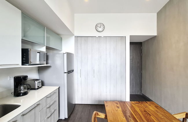 BEE Suites Santa Ana - Foto 23