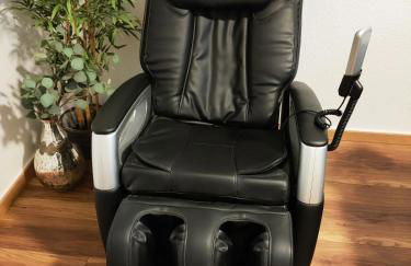 Large Central Apartment - MODERN & Fully Equipped - near fair - Photo 1