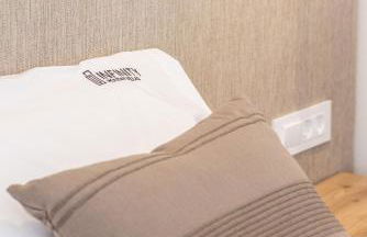 Infinity Holiday Villas - Private Pool, close to Kalamaki Centre, by ZanteWize - Foto 77