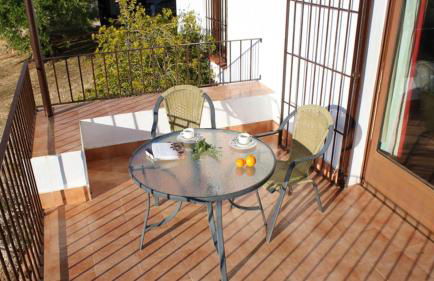 Charming House in Estepa with Shared Pool - Photo 2