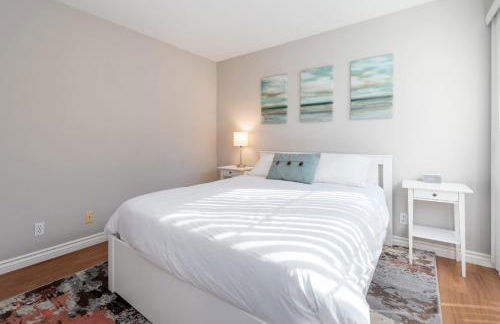 Bright Quiet Comfy 1BR Cottage in Mountain View - Photo 9