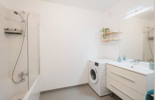 Tranquility Terminal - Paris Orly Airport - Foto 11