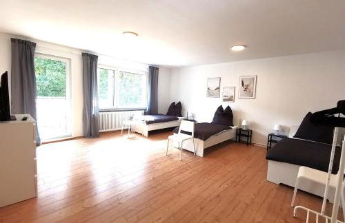 Spacious Apartment with Balcony & WiFi - Foto 14