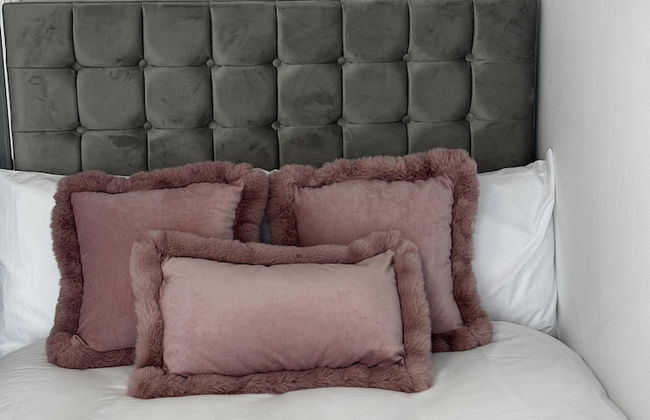 Two bed apartment with balcony Slough,Windsor,Legoland - Foto 14