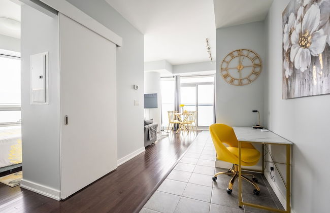 Maple Leaf Square - Photo 80