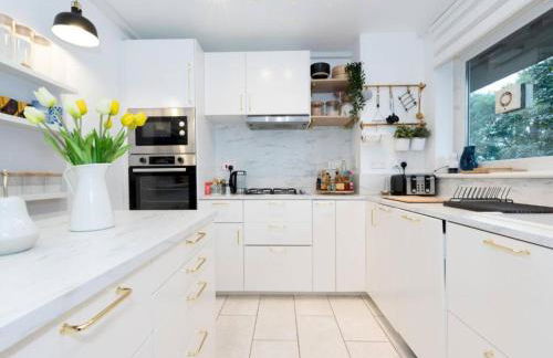 Stylish 2-Bed Flat in Woolwich, Central London - Foto 17