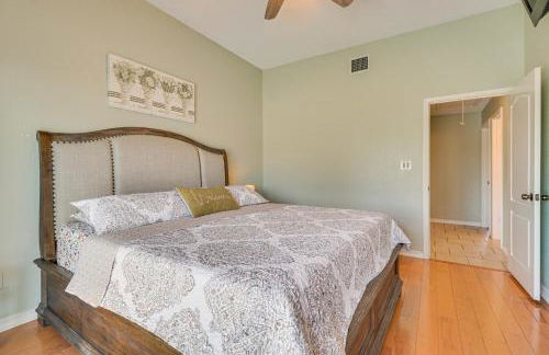 Hot Tub, Pool, and Fire Pit! Solar-Powered Hutto Gem - Foto 15