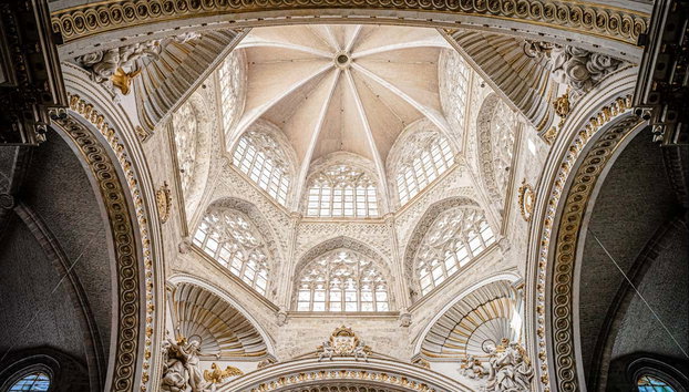 Tour di Valencia completo con biglietti - Foto 5, Il soffitto della Cattedrale di Valencia