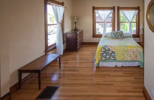 Serendipity Resort & Suites - Photo 6