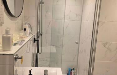 Solihull 10 mins to NEC and Airport Free Parking - Foto 19