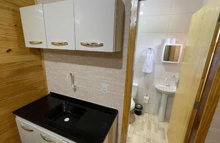 Lindos e novos Chalés na região central de Foz - Foto 11