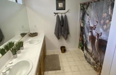 Quail Run Cabin 4,000 Sq.Ft Largest & Most Beautiful House On The Mountain - Foto 31