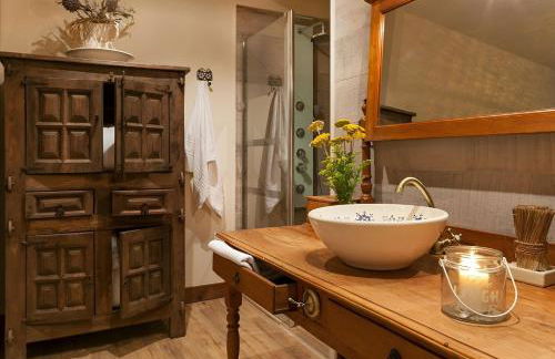 LEscala-Ventalló. Cosy WiFi Rooftop terrace EG - Foto 74