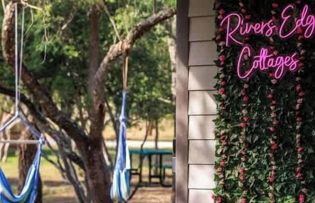 Bluebonnet Waterfront Cottage With Hot Tub - Foto 6