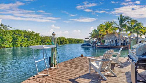 Tiny Home on Waterfront, Bay Views, Deck, Pool - Foto 2, Other