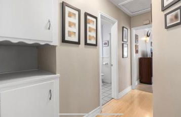 Chic Venice Beach Bungalow Steps from the Canals & Beach - Foto 15