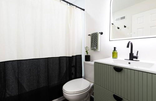 Casa del Sol – Game Room, Firepit & Walk to Beach! - Foto 49