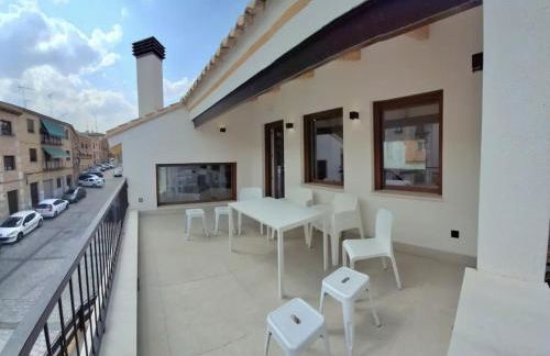 The White House Toledo - Photo 8