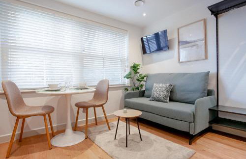 Lindenstone Stylish & Comfortable Stays in the Heart of Maidstone - Foto 39