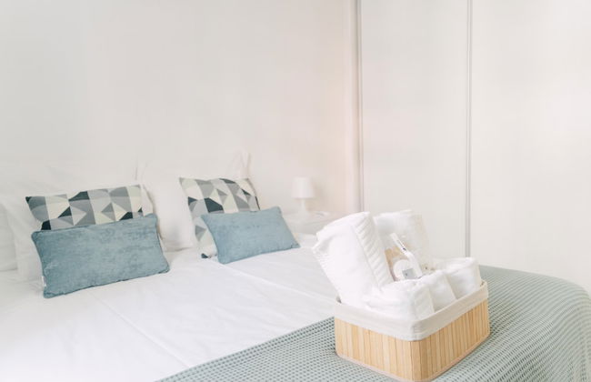 Oporto Yellow Villas - Photo 44