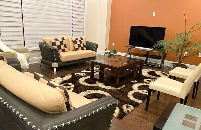 Dazzling Home Next to Beach & Go Station - Foto 25