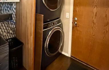 Spacious 4-bed family home with park views - Foto 33