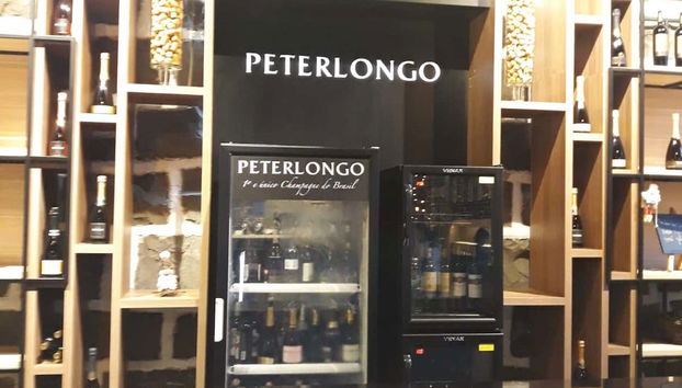 Vinícola Peterlongo