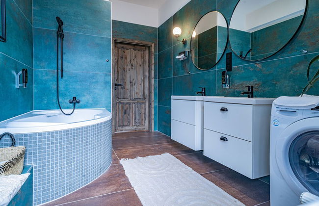 STING Boutique Apartments - Photo 30