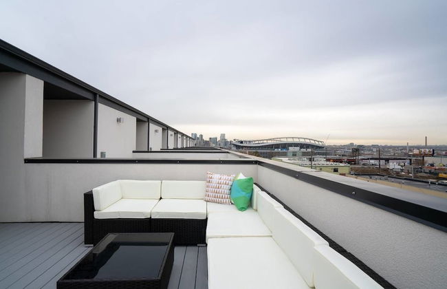 Frida's Abode Walk to the Stadium Rooftop View - Photo 19